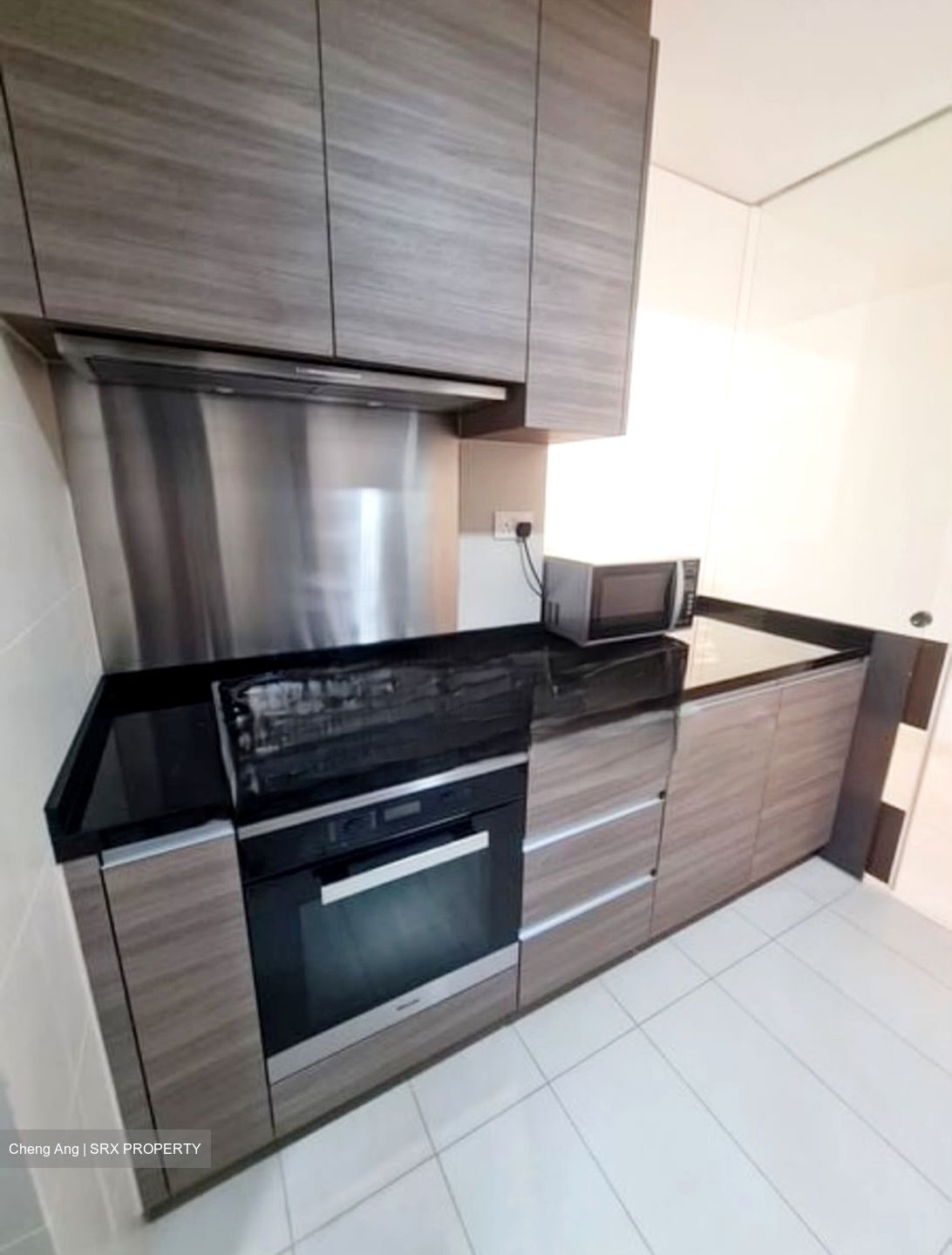 8 Saint Thomas (D9), Condominium #620131291